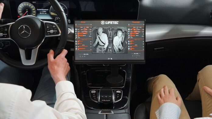 Zf Lifetec prezentacija u autu