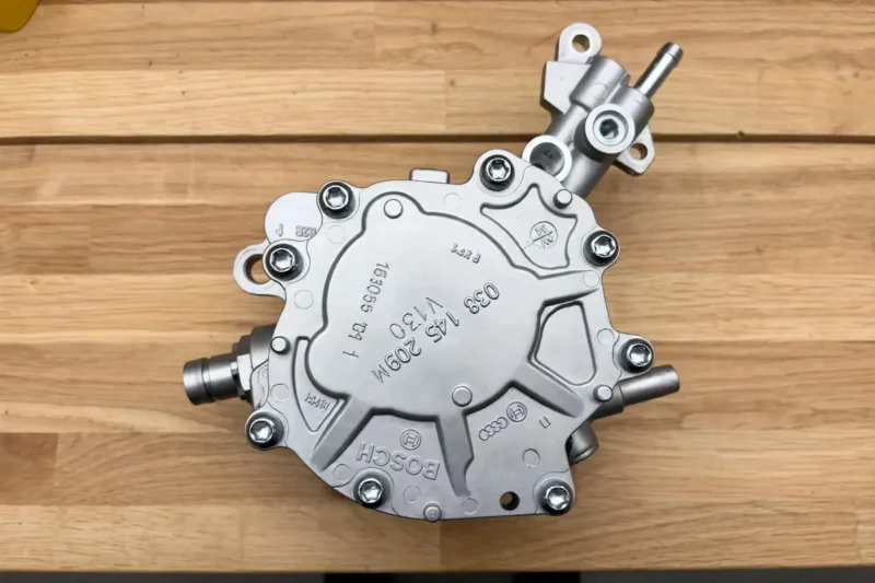 tandem pumpa nova na stolu za volkswagenove tdi PD motore